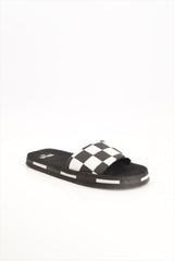 Black Camel 146 Perfect Black Grip Slipper