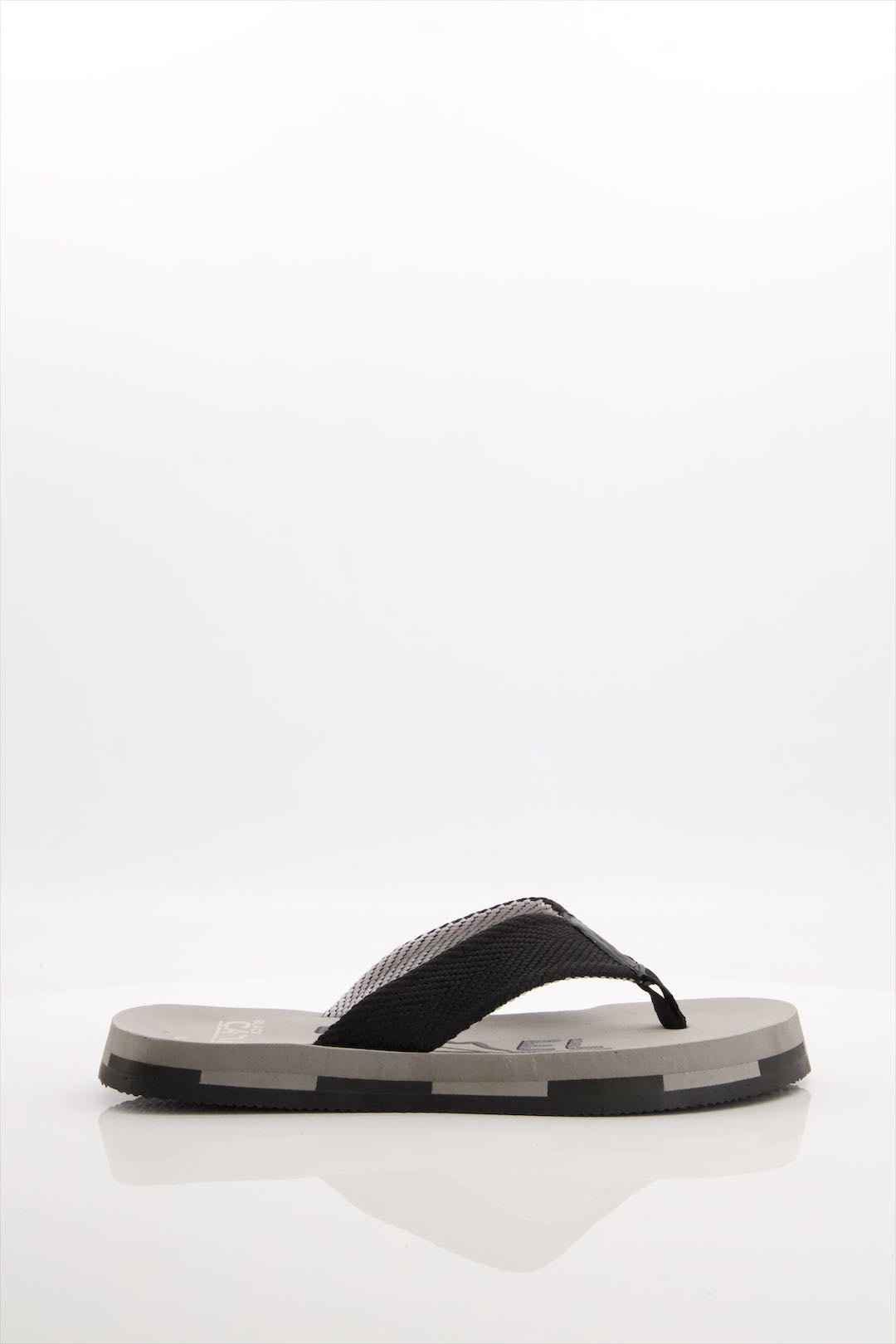 Men Strider Grey & White Flip Flop